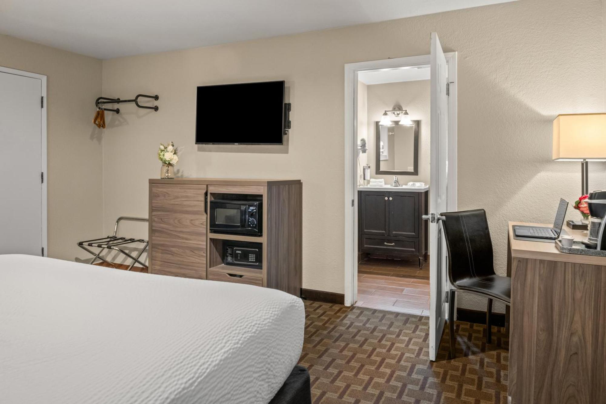 Buck Meadows Lodge Гровленд Екстер'єр фото